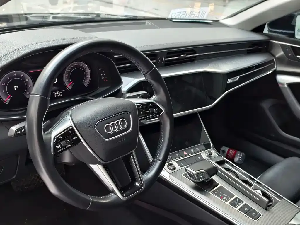 Audi A7 — фото 2