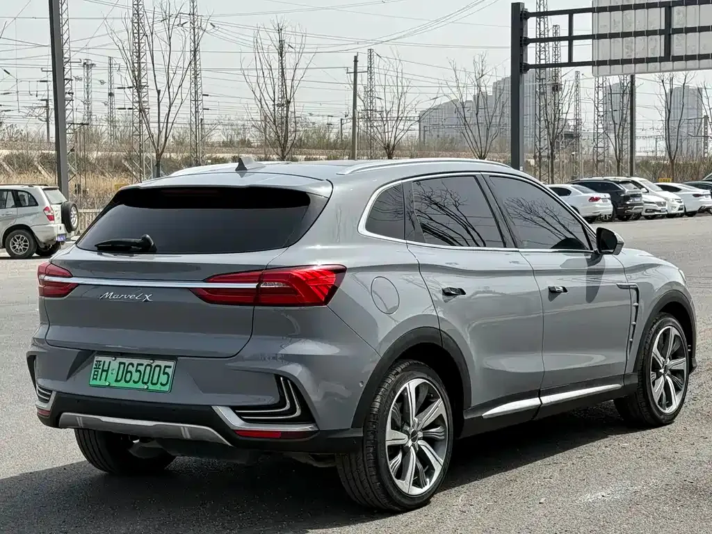 Roewe MARVEL X — фото 6