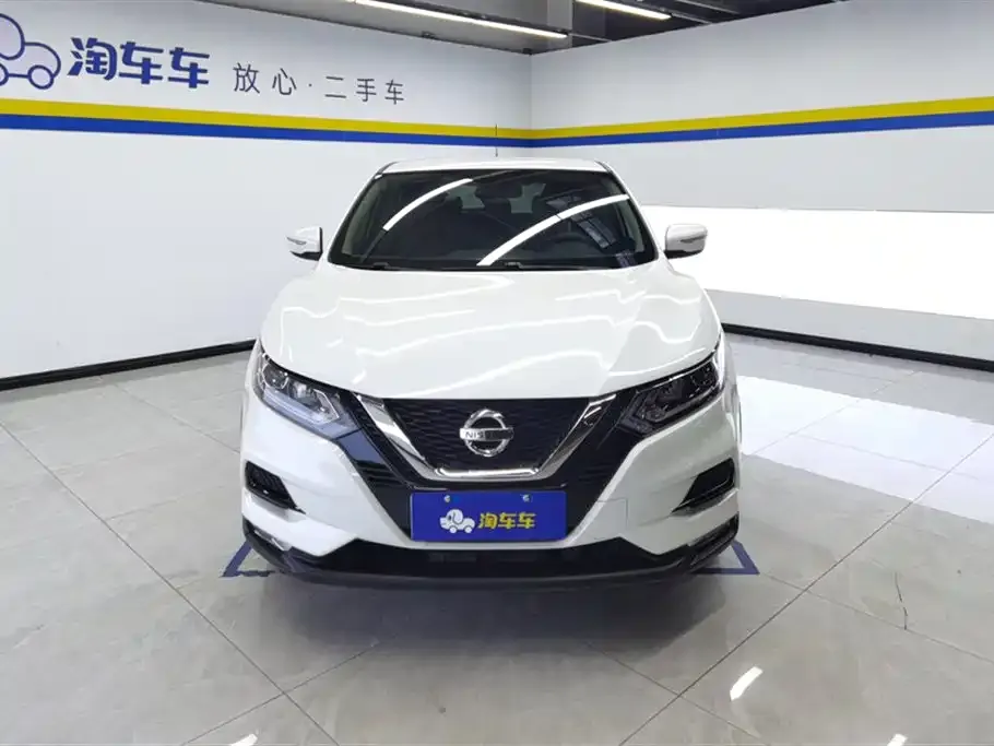 Nissan Qashqai — фото 2