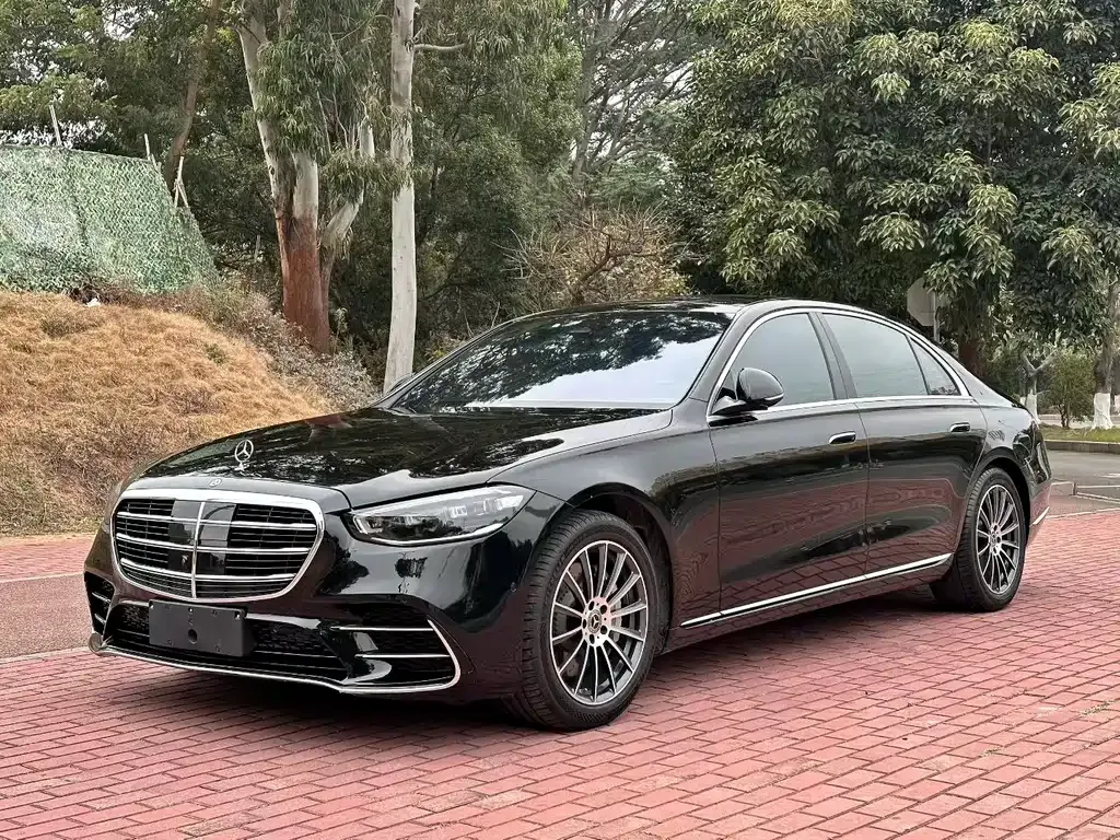 Mercedes-Benz S-Class — фото 1