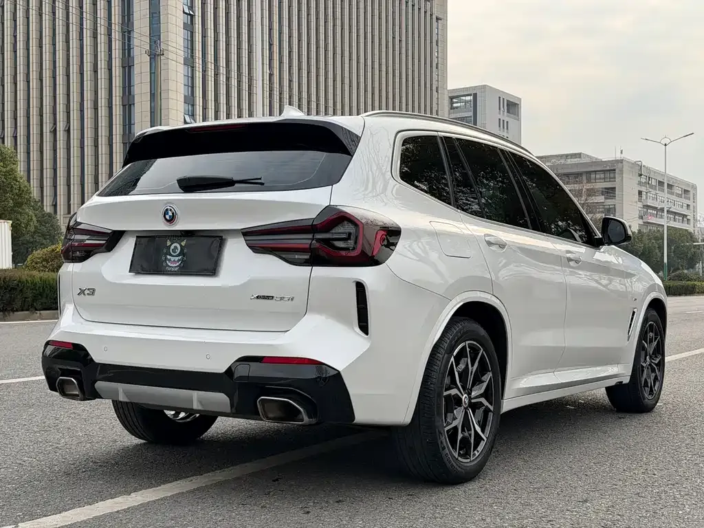 BMW X3 — фото 10