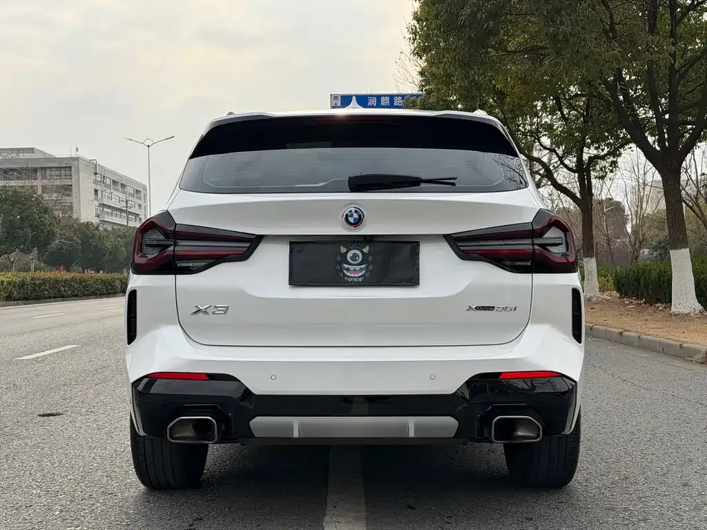 BMW X3 — фото 9