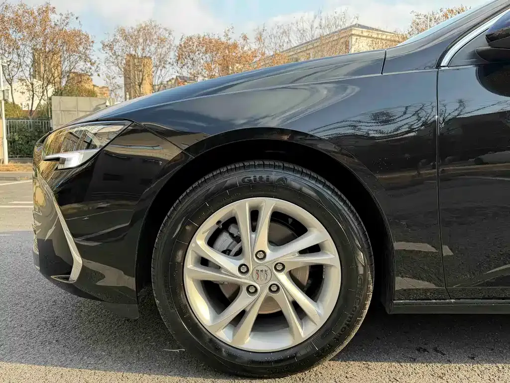 Buick Regal — фото 5