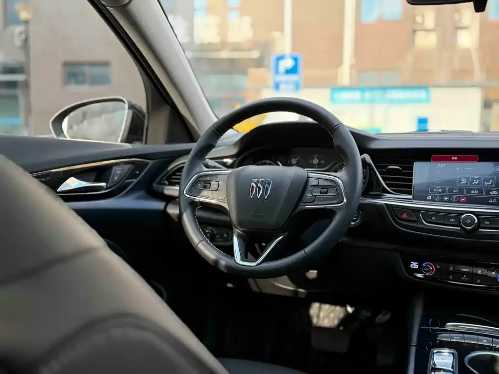 Buick Regal — фото 2