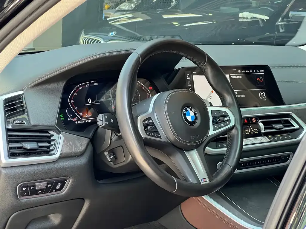 BMW X5 (Import) — фото 5