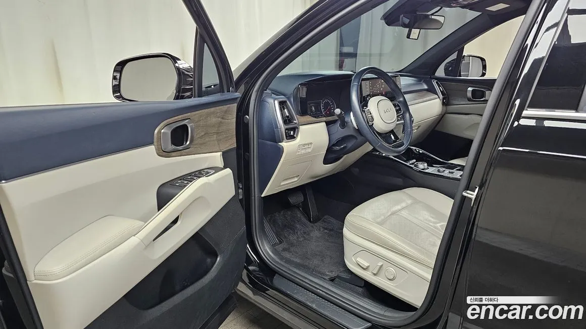 Kia Sorento — фото 10