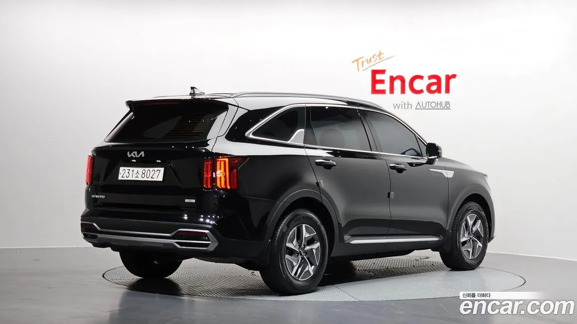 Kia Sorento — фото 5