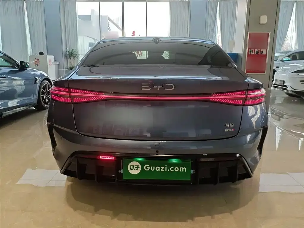 BYD Seal — фото 5