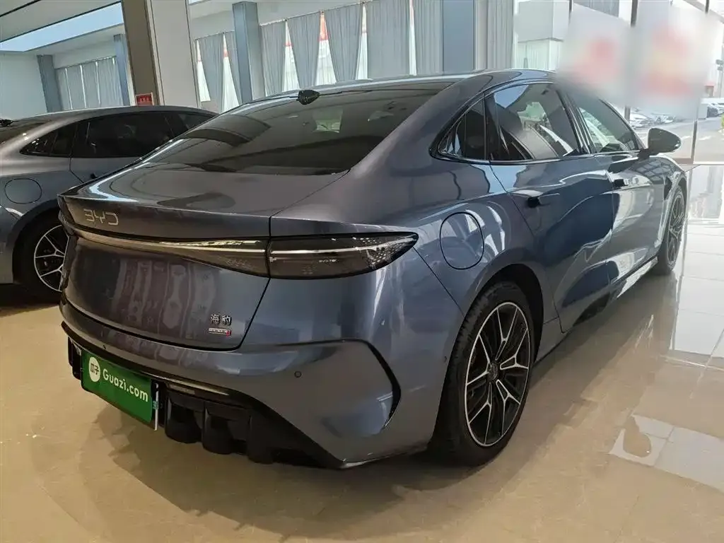 BYD Seal — фото 9