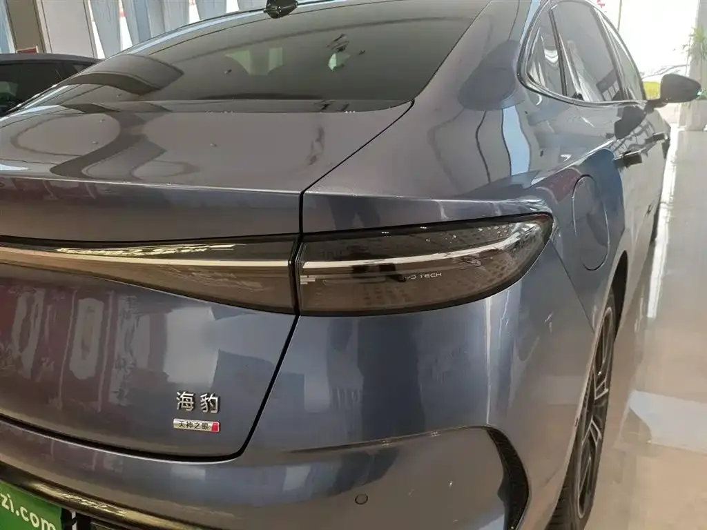 BYD Seal — фото 7