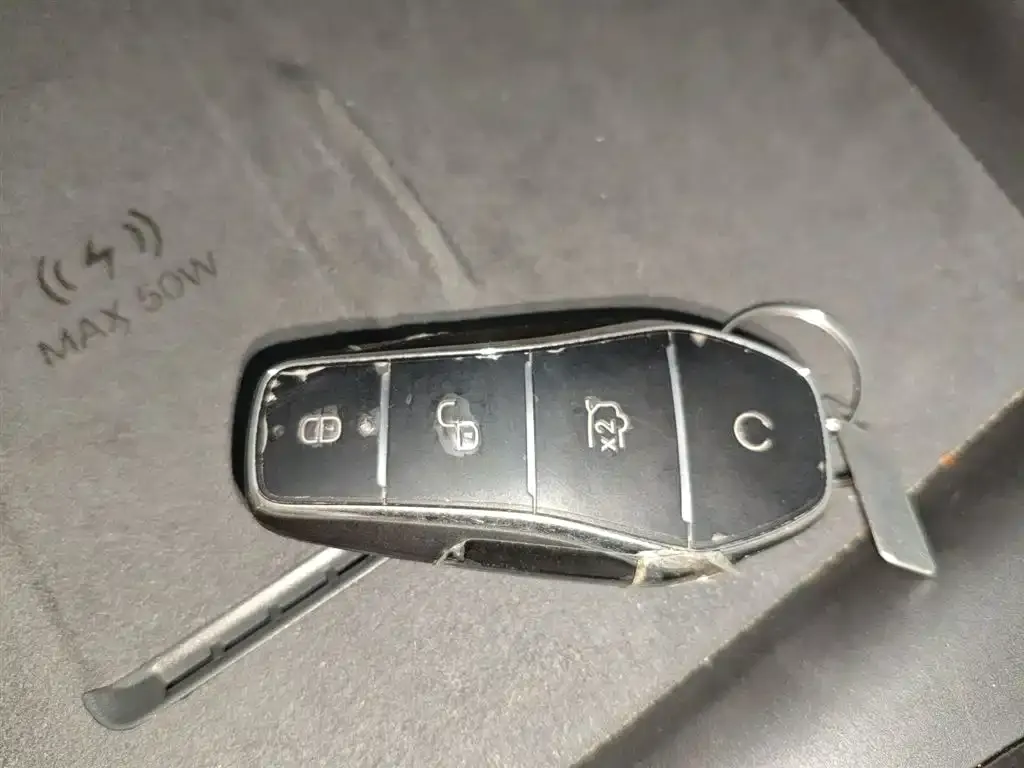 BYD Seal — фото 6
