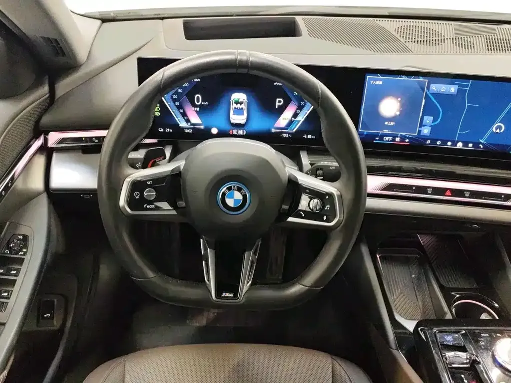 BMW i5 — фото 8