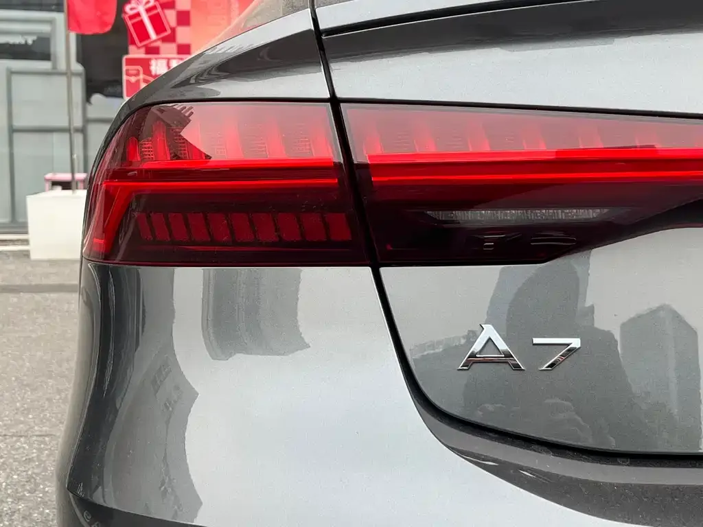 Audi A7 — фото 5