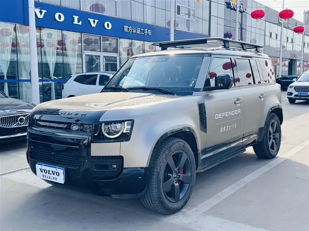 Land Rover Defender — фото 1