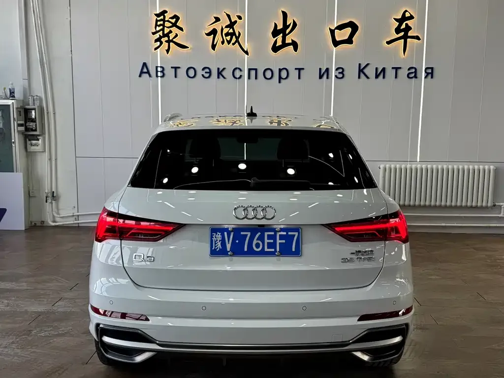 Audi Q3 — фото 4