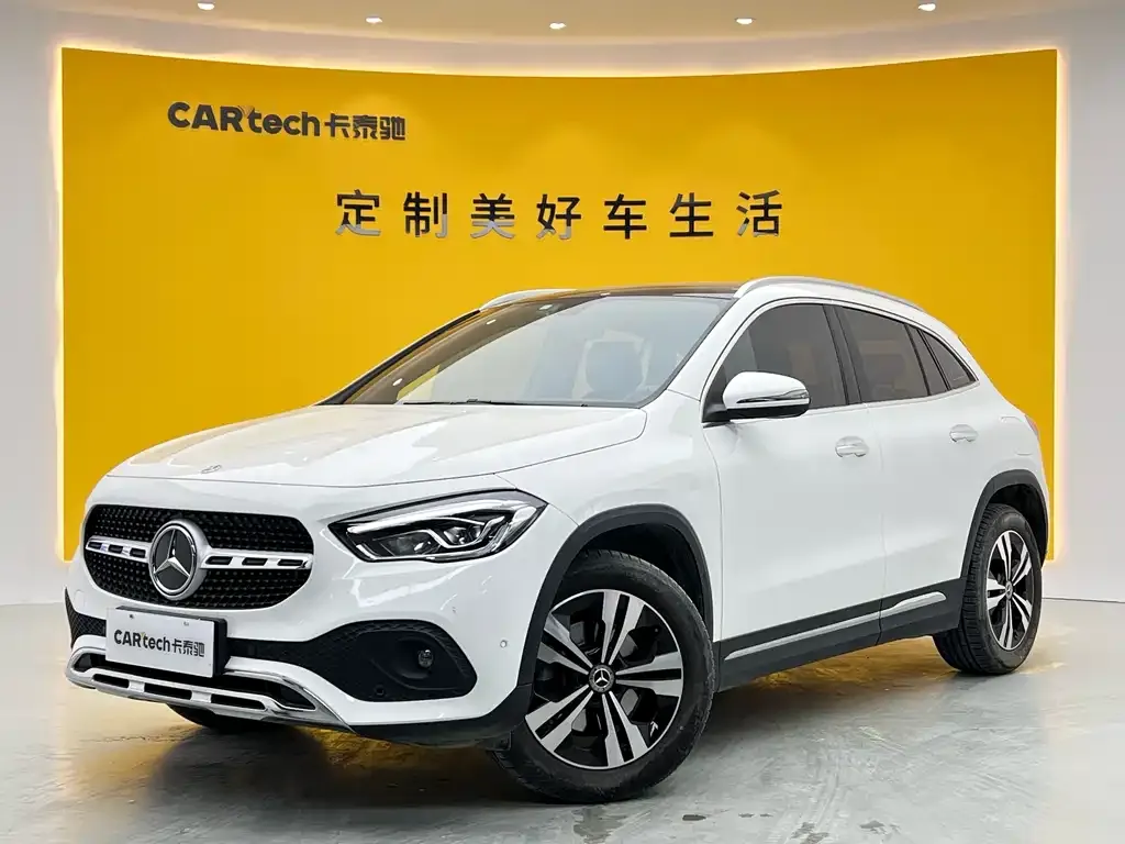 Mercedes-Benz GLA — фото 1