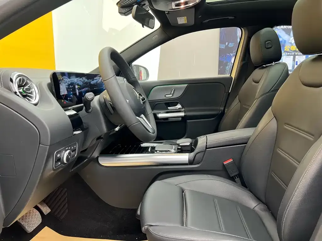 Mercedes-Benz GLA — фото 5