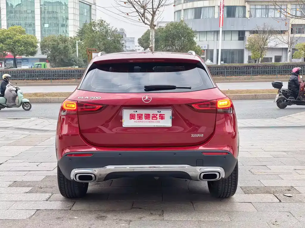 Mercedes-Benz GLA — фото 7