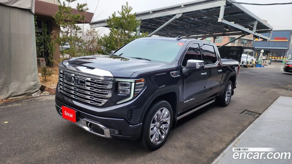 GMC Sierra — фото 1