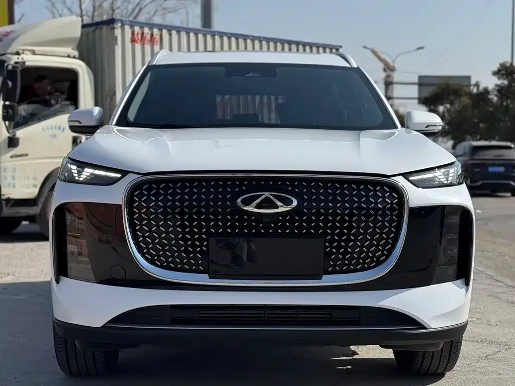 Chery Tiggo 8 PLUS — фото 7