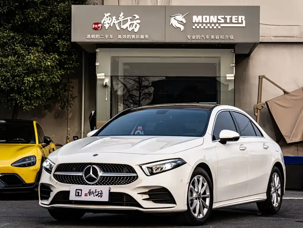 Mercedes-Benz A-Class — фото 1