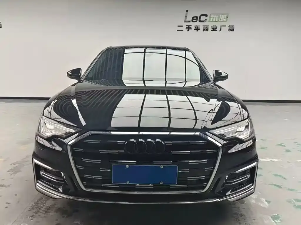 Audi A6L — фото 2