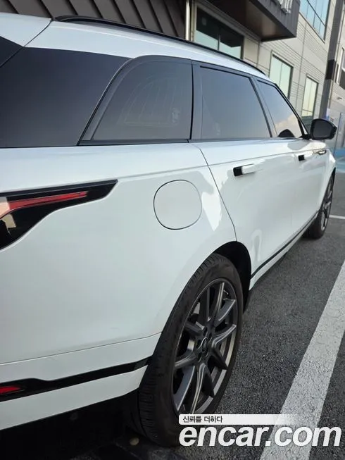 Land Rover Range Rover Velar — фото 4