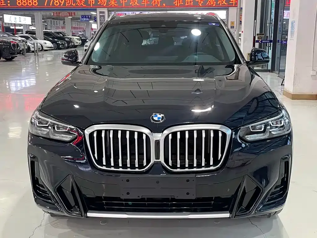 BMW X3 — фото 9