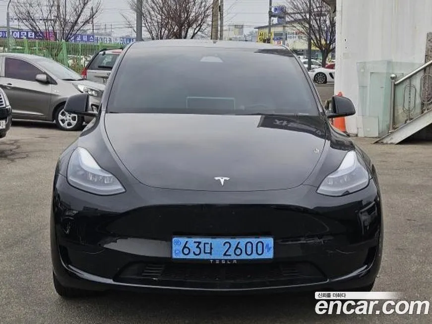 Tesla Model Y — фото 6