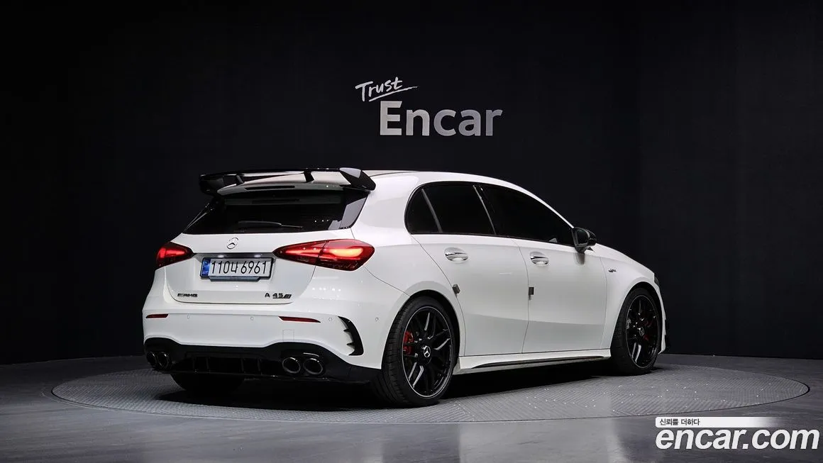 Mercedes-Benz A-Class — фото 6