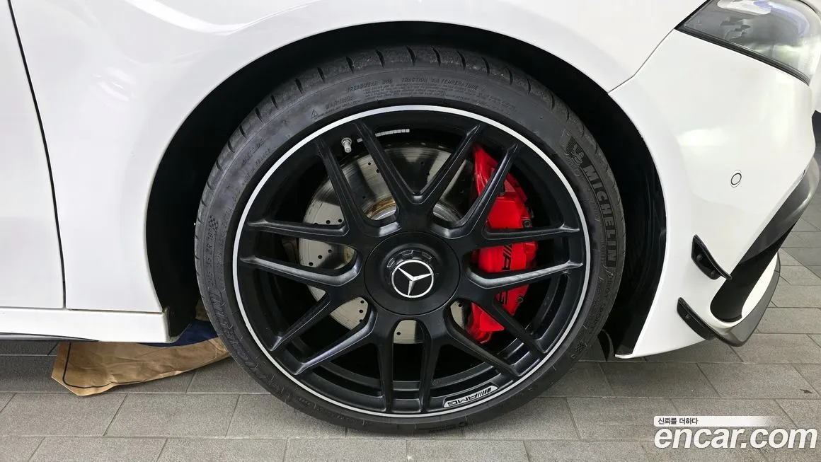 Mercedes-Benz A-Class — фото 10