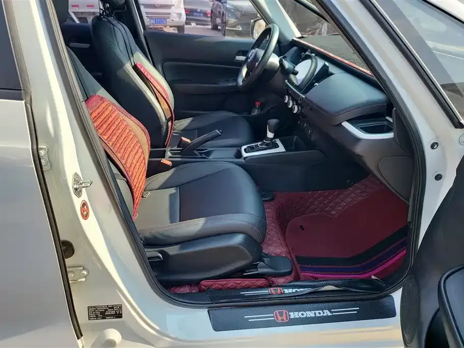 Honda Fit — фото 7