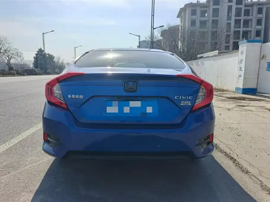 Honda Civic — фото 2