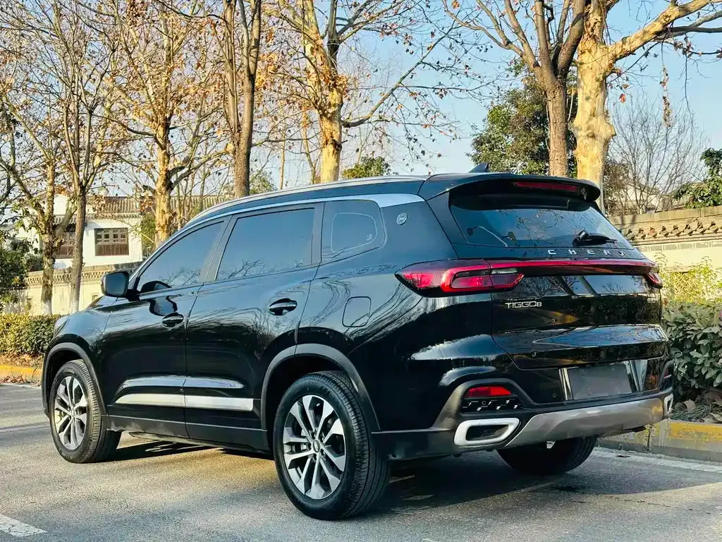 Chery Tiggo 8 — фото 8