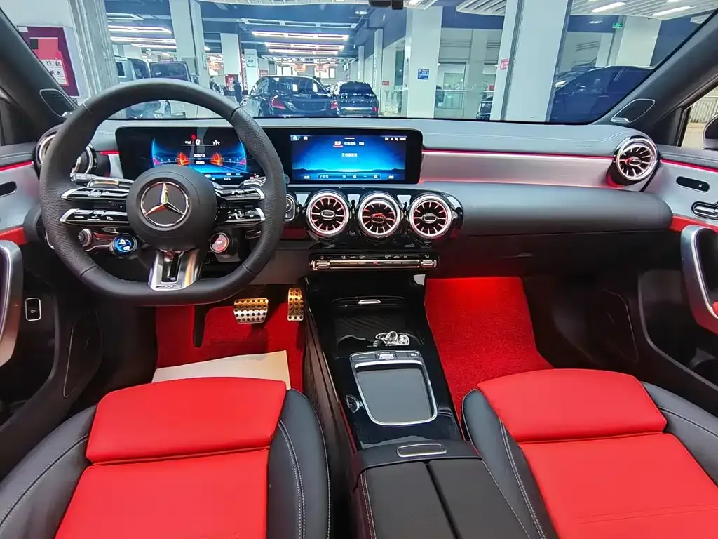 Mercedes-Benz A-Class AMG — фото 3