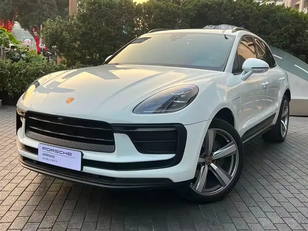 Porsche Macan — фото 1