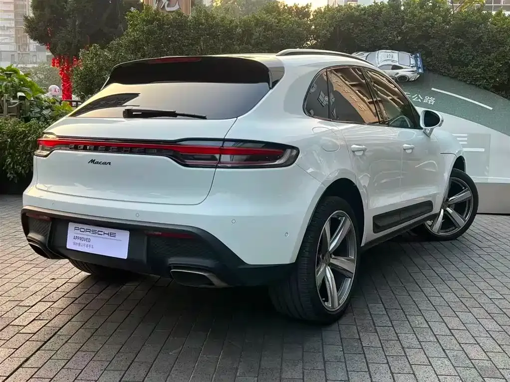 Porsche Macan — фото 8