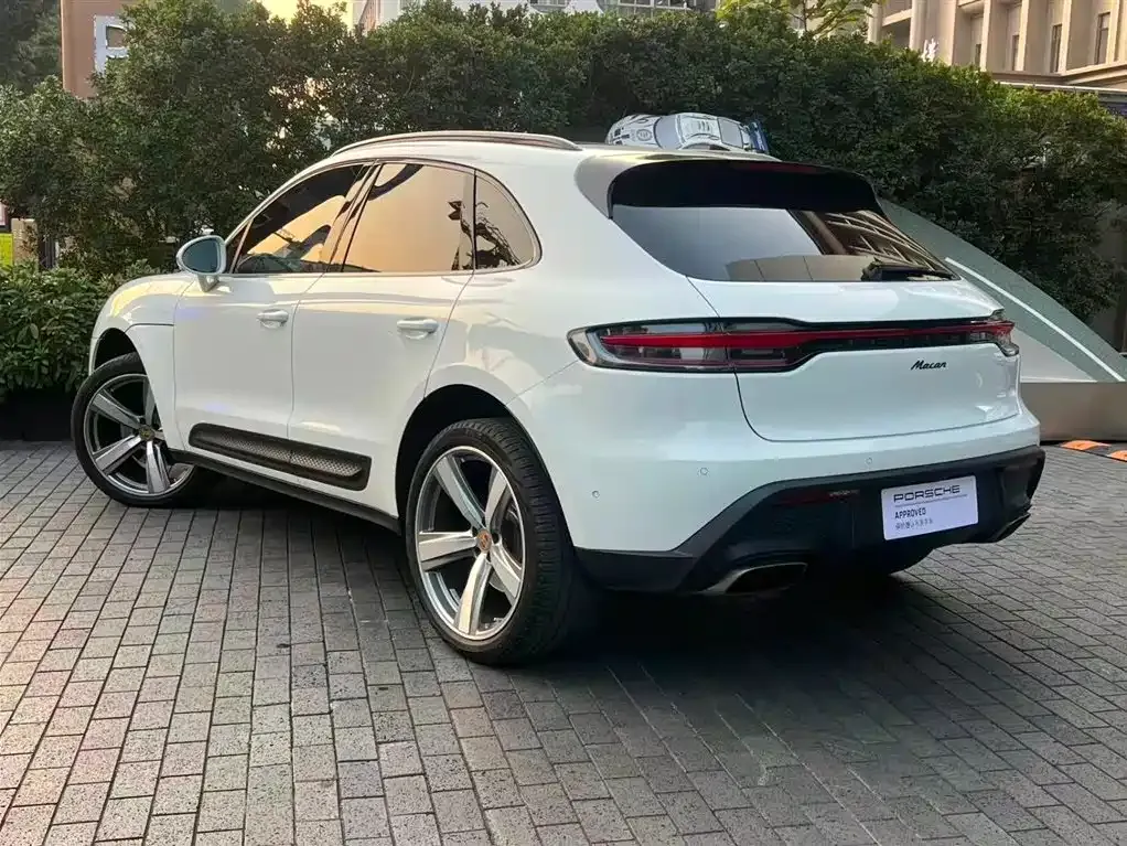 Porsche Macan — фото 10