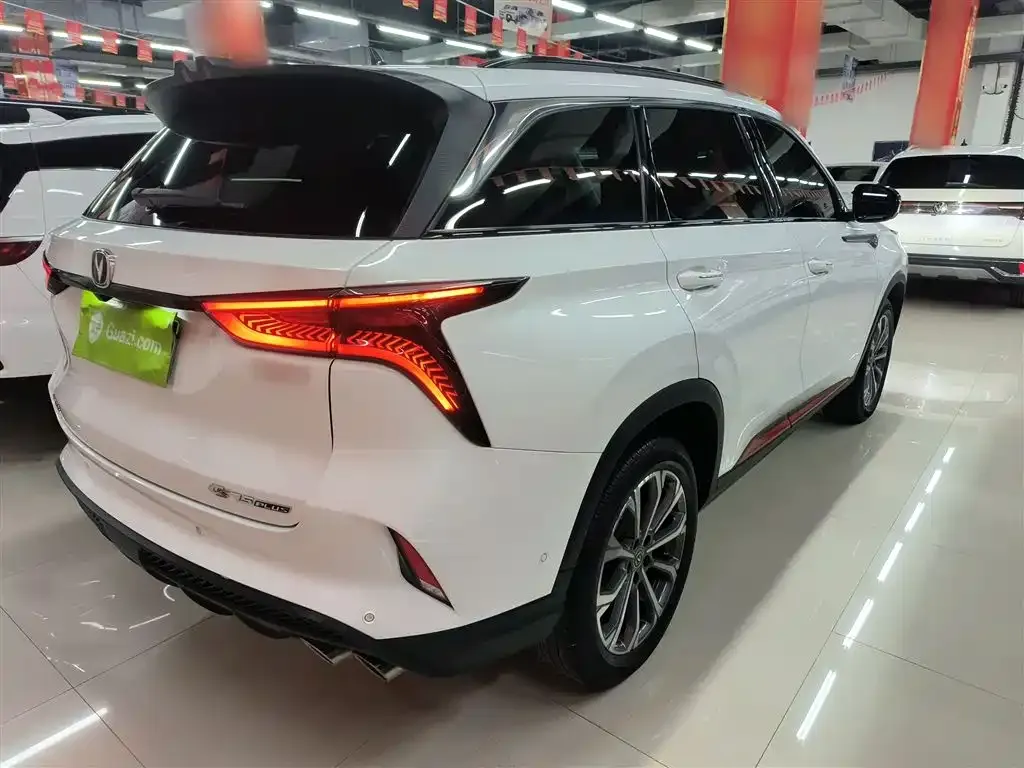 Changan CS75PLUS — фото 4
