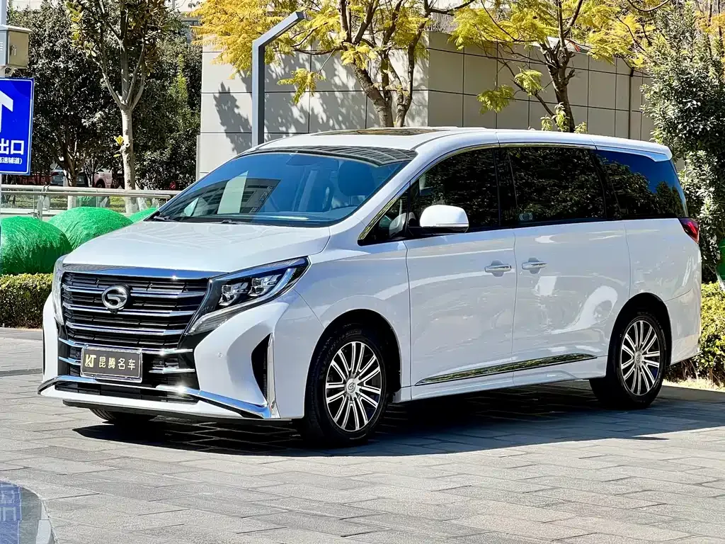GAC Motor Trumpchi M8 — фото 1