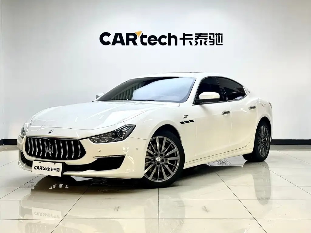 Maserati Ghibli — фото 9