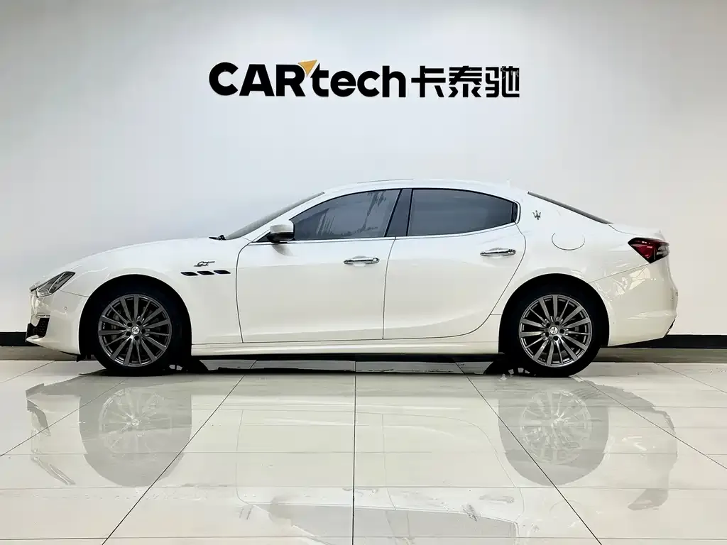 Maserati Ghibli — фото 7