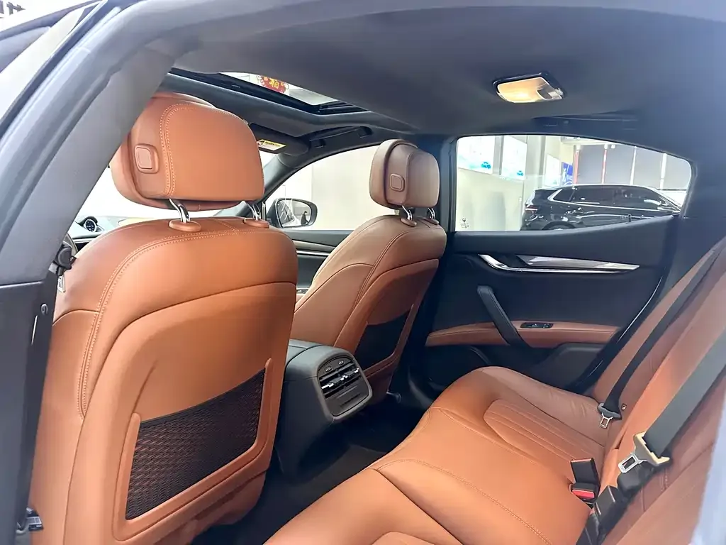 Maserati Ghibli — фото 5