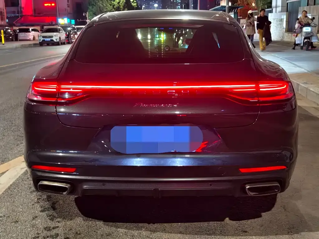 Porsche Panamera — фото 10