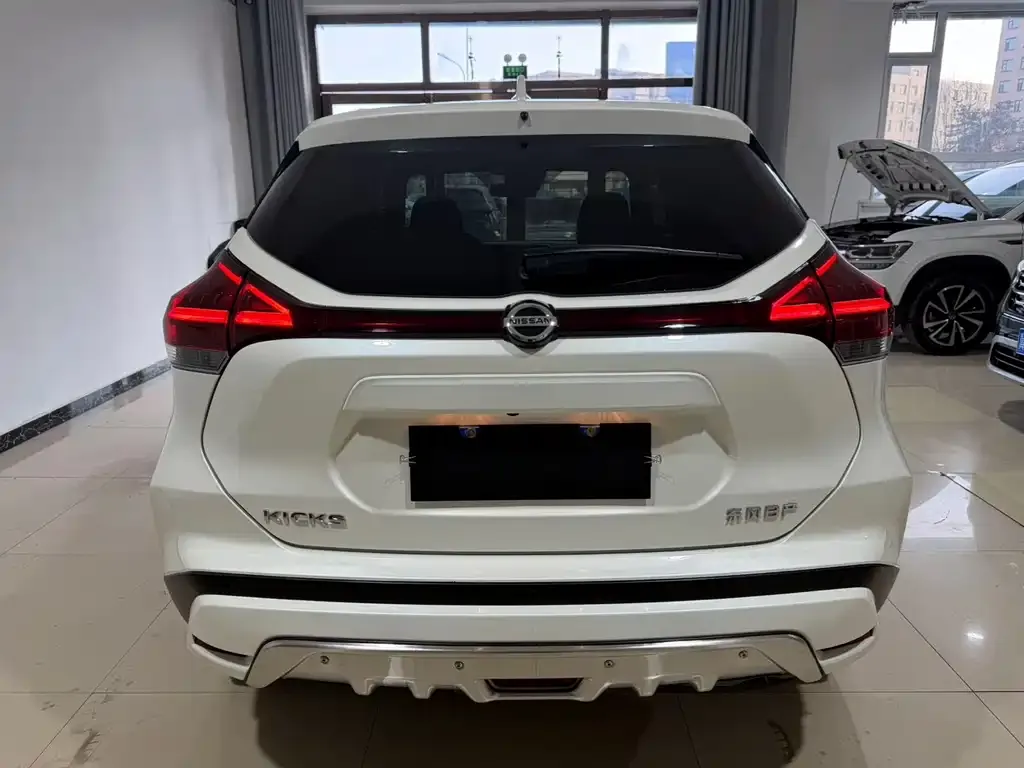 Nissan Kicks — фото 2