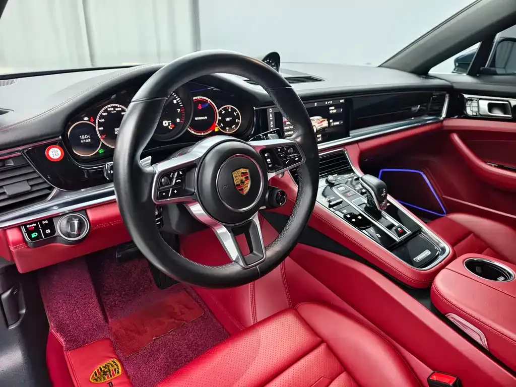 Porsche Panamera — фото 9