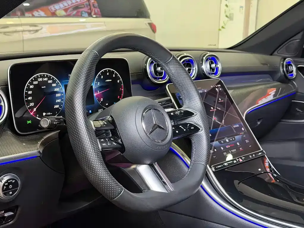 Mercedes-Benz C-Class — фото 10