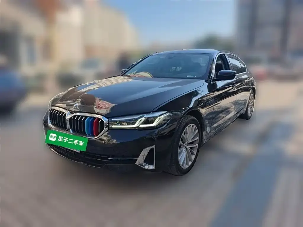 BMW 5 Series — фото 6