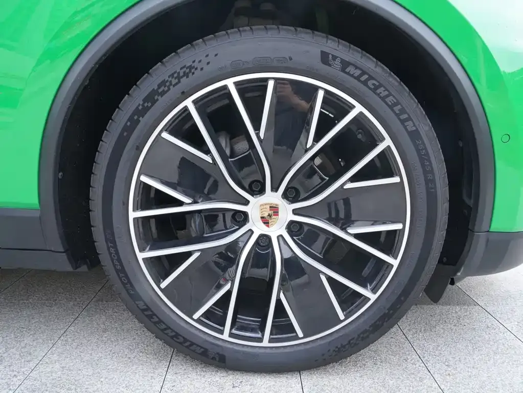 Porsche Macan EV — фото 10