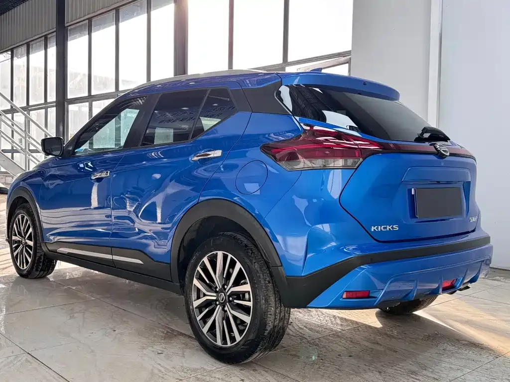 Nissan Kicks — фото 4